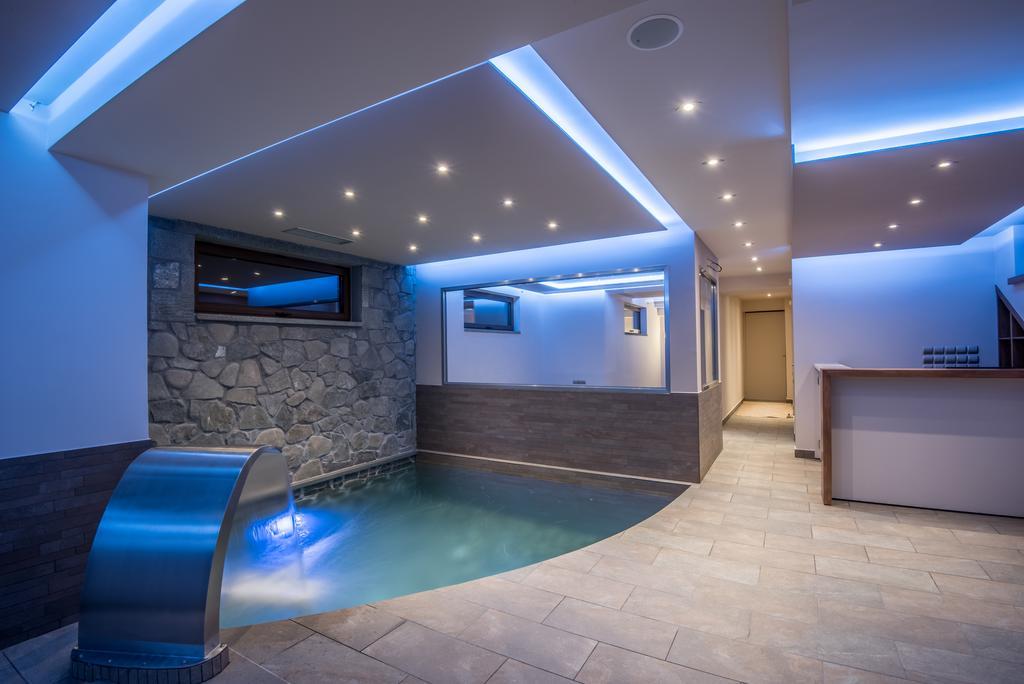 The View Village - Villas Suites & Spa Karpenísion エクステリア 写真