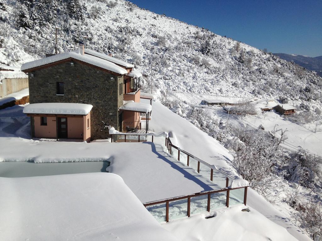 The View Village - Villas Suites & Spa Karpenísion エクステリア 写真